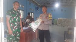 Sukses! 817 Warga Lombok Barat Terima Bantuan Pangan Dikawal Polisi