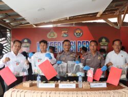 Polres Dompu Gelar Konferensi Pers Pengungkapan Narkotika Ops Antik Rinjani 2025, 13 Tersangka Diamankan