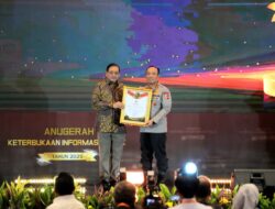 Dinobatkan sebagai Badan Publik Terbaik Nasional, Polri Sabet Arkaya Wiwarta Prajanugraha dalam Monev KIP 2025
