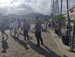 Kapal Pesiar Celebrity Millenium Sandar di Gili Mas Lombok