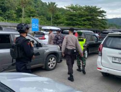Polisi Amankan Arus Mudik di Dermaga Ferry Lembar