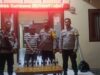 Cipta Kondisi Jelang Tahun Baru, Polsek Sumbawa Amankan Penjual Arak di Kelurahan Seketeng