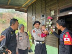Respon Cepat Polres Aceh Tengah Tembus Wilayah Terisolir, Pastikan Kondisi Bayi Sehat dan Layani Kesehatan Warga