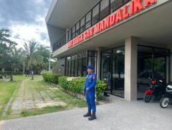 Polairud Polda NTB Gencarkan Patroli Binmas di Pantai Mandalika, Jaga Kamtibmas Pesisir Tetap Kondusif