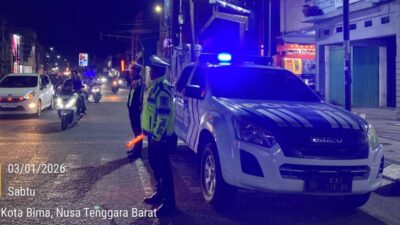 Sat Lantas Polres Bima Kota Gelar Blue Light Patrol Antisipasi Balap Liar dan Cegah Laka Lantas