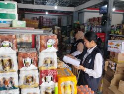 Jelang Ramadan 1447 H, BBPOM Mataram dan Perindag Lombok Tengah Perketat Pengawasan Pangan di Selong Belanak