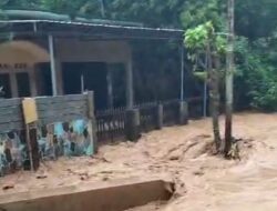 Hujan 24 Jam Picu Banjir di Kuta Mandalika, Ratusan Rumah Terendam